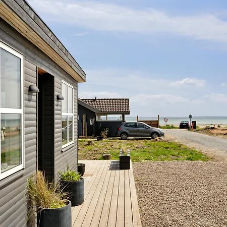 Lovely Bright With Sea View Дом отдыха