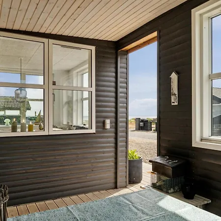 Lovely Bright With Sea View Дом отдыха *